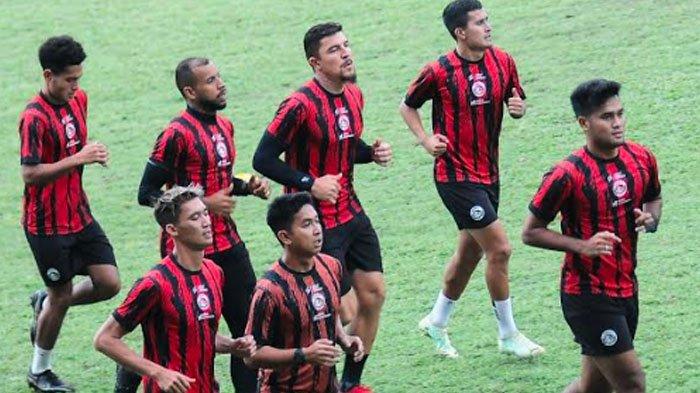 Pemain Arema FC sedang menjalani latihan di Malang. (dok. Arema FC)