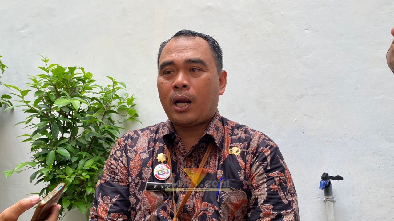 Caption : Kepala Dinas Pemberdayaan Masyarakat dan Desa (DPMD) Kabupaten Malang, Eko Margianto saat ditemui awakmedia (Blok-a.com/ Putu Ayu Pratama S)