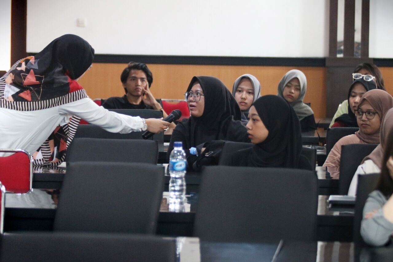 BKM FISIP UB Bahas Cara Move On Toxic Relationship untuk Kalangan Mahasiswa