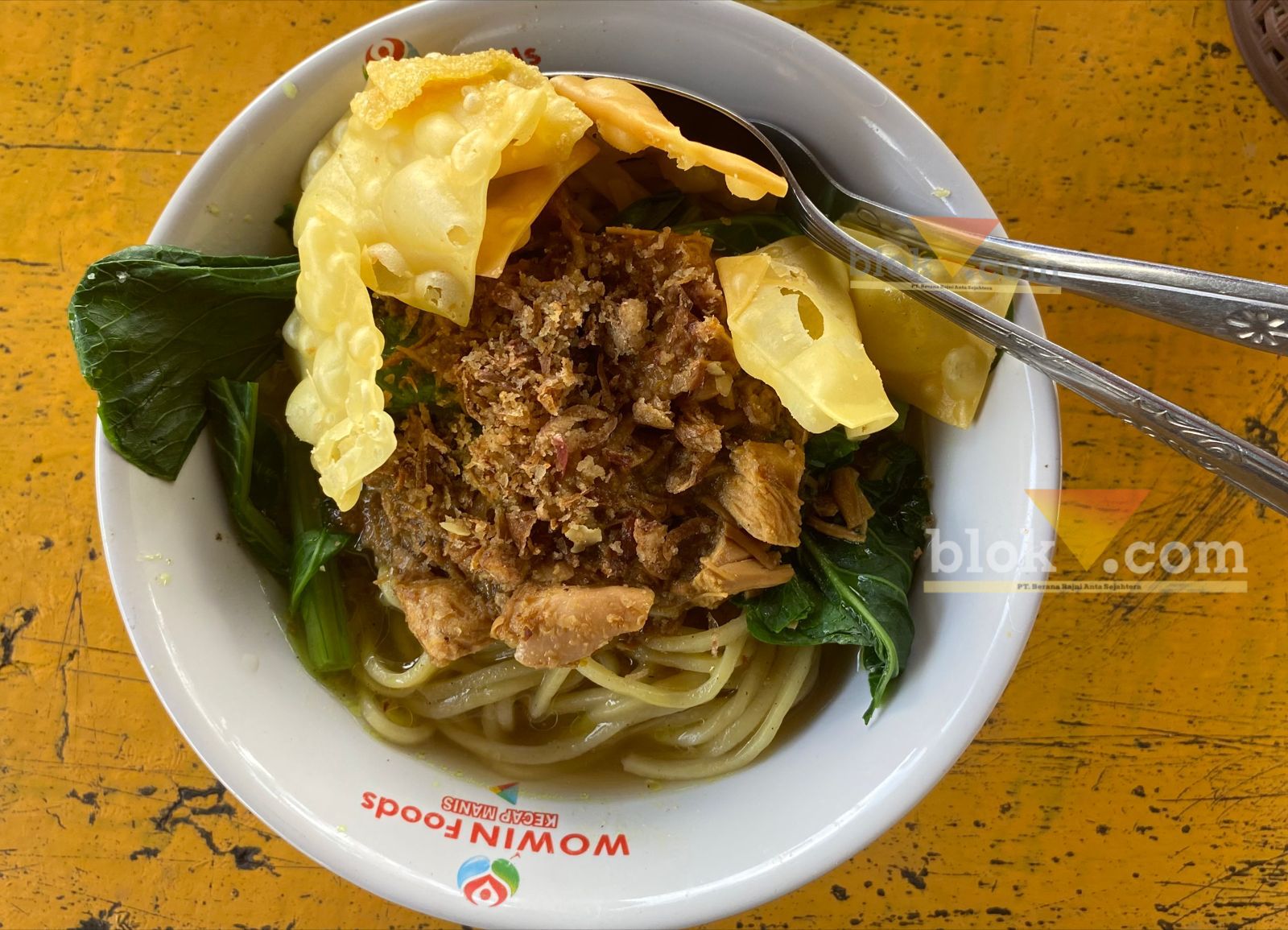 Lezatnya mie ayam suket di Ardirejo, Kecamatan Kepanjen, Kabupaten Malang (Blok-a.com/ Putu Ayu Pratama S)