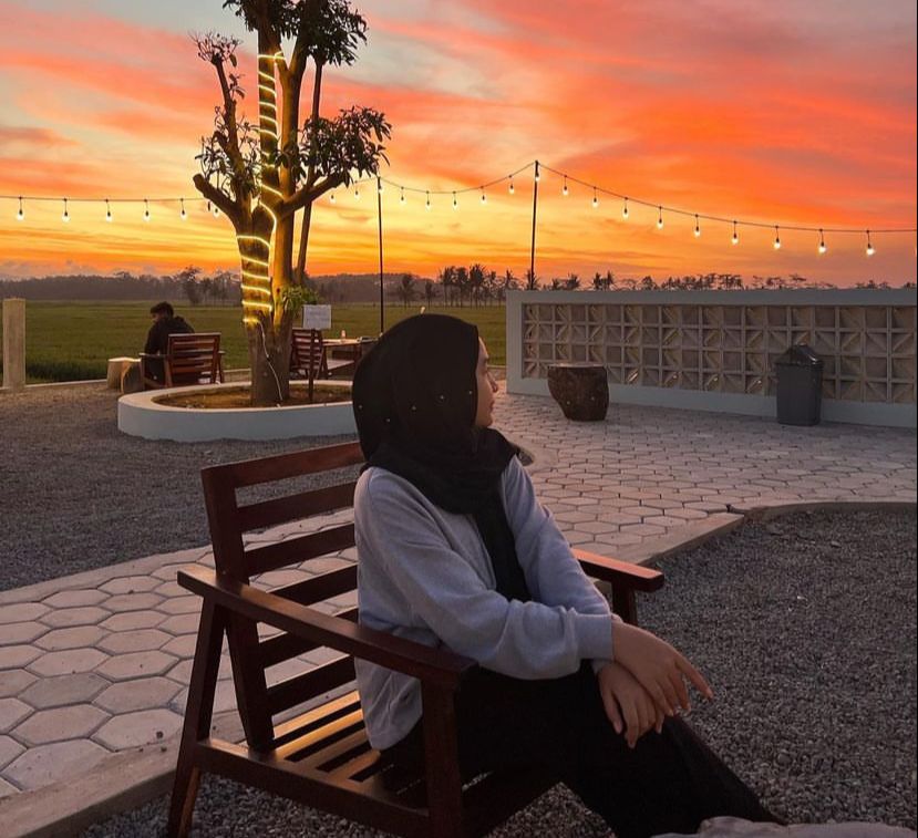 Senja di kafe coffeeta Kepanjen Kabupaten Malang (dok. Instagram)