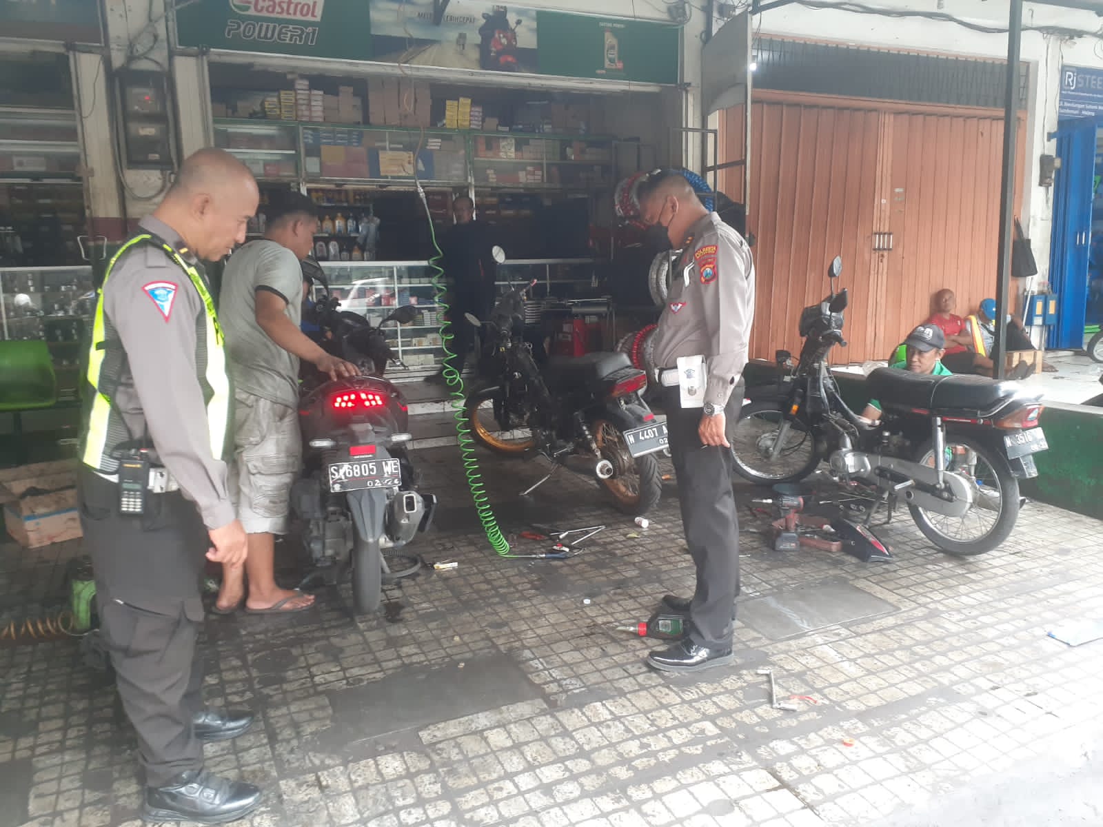 Pengelola Bengkel di Kota Malang Dukung Polisi untuk Larangan Penggunaan Knalpot Brong