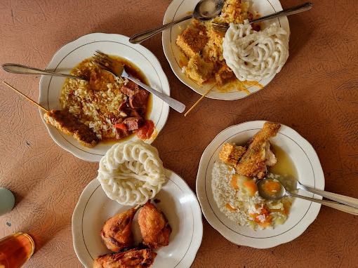 Nikmatnya Semur Daging dan Nasi Campur Warung Arema di Kota Malang, Lahir 1970 Jauh Sebelum Klub Lahir