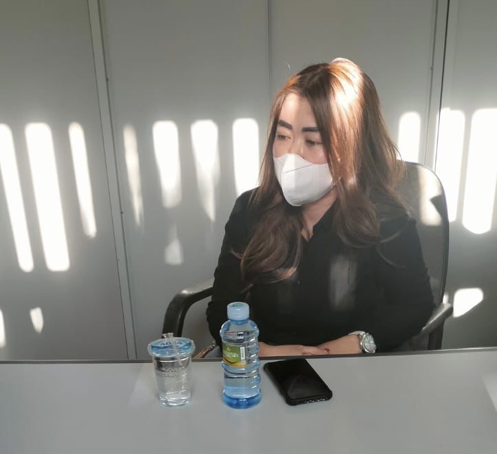 Dety Rizkiani (26), warga Jalan Soekarno Hatta Indah, Kelurahan Mojolangu, Kecamatan Lowokwaru, Kota Malang berhasil diamankan atas perkara perzinahan (dok. Kasi Intel Kejari Kabupaten Malang)