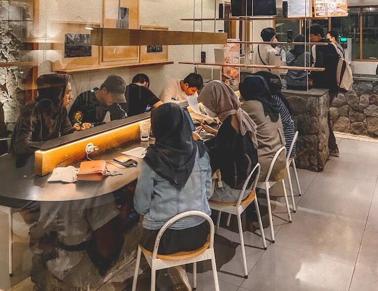 5 Kafe sekitar UM, Nyaman Dan Cocok Untuk Nugas