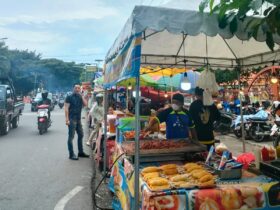 Suasana Pasar Takjil Suhat (Yuki Setiawan for blok-a)