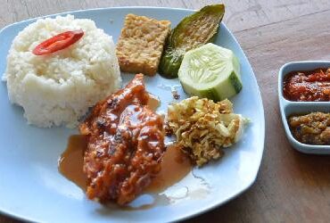 4 Rekomendasi Kuliner Dekat UMM, Langganan Mahasiswa Murah Meriah