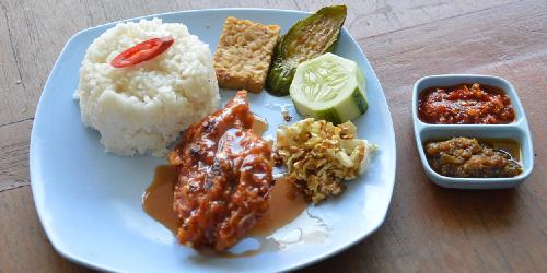 4 Rekomendasi Kuliner Dekat UMM, Langganan Mahasiswa Murah Meriah