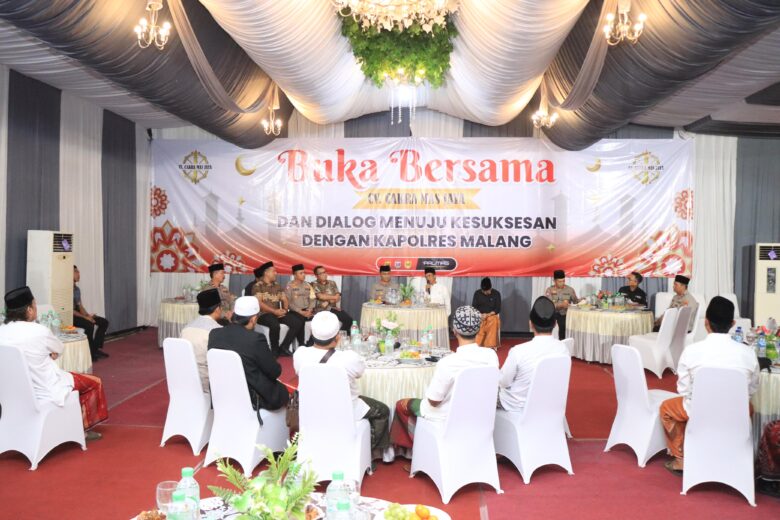 Kabupaten Malang, blok-a.com - Forum Jumat Curhat kali ini, Polres Malang memanfaatkan untuk menampung aspirasi dan keluhan masyarakat bersama pengusaha rokok