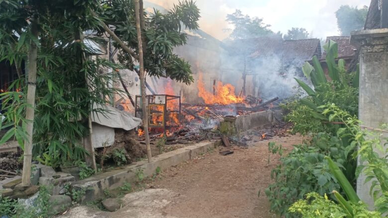 Rumah Penyimpanan Sound System di Malang Ludes Terbakar