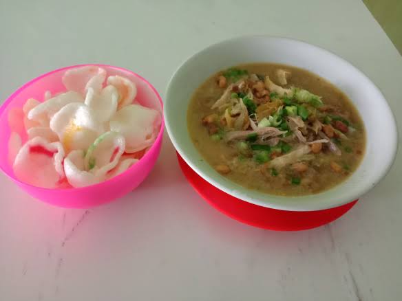 Bubur Ayam Mangkok Merah di Malang (blok-a/Satria Akbar Sigit)