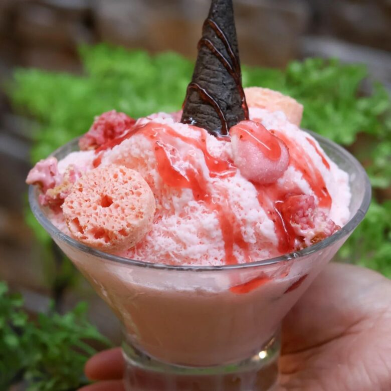 Kesegaran GUGU Bingsu. (dok. Instagram/gugubingsu)