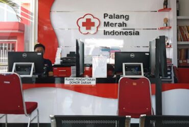 Loket pendaftaran pendonor darah PMI Kota Malang (foto: Teguh Adi via google)