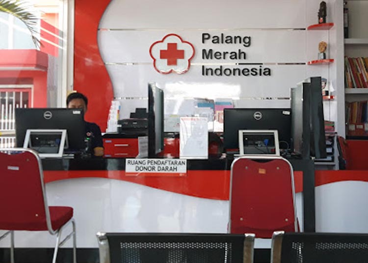Loket pendaftaran pendonor darah PMI Kota Malang (foto: Teguh Adi via google)