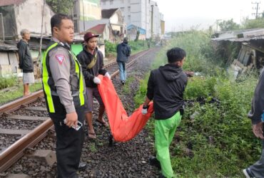 Pemuda Ini Tewas Setelah Terabrak Kereta Api di Perlintasan dekat Bakso Presiden Kota Malang