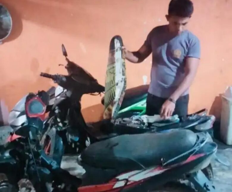 Dua Sepeda Motor Misterius di Tengah Lahan Tebu Bikin Geger Warga Singosari Malang, Barang Curian?