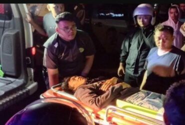 Diduga Tak Fokus Berkendara, Sopir Mobil Calya Sebabkan Pemotot di Malang Masuk Selokan