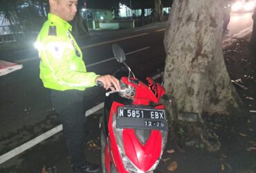 Tabrak Pohon Kenari, Wajah Pria asal Pakis Malang Luka Parah