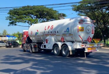 Kendaraan berat pemasok LPG di Kabupaten Malang masih boleh beroprasi jelang Lebaran Idul Fitri 2024 (blok-a.com/ Putu Ayu Pratama S)