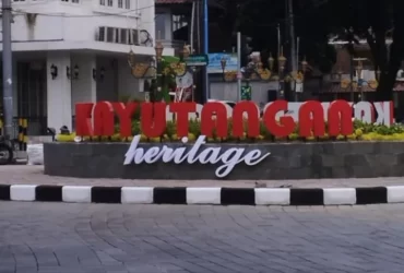 Signage Kayutangan Heritage sudah diperbaiki (foto: Satria Akbar Sigit/blok-a.com)