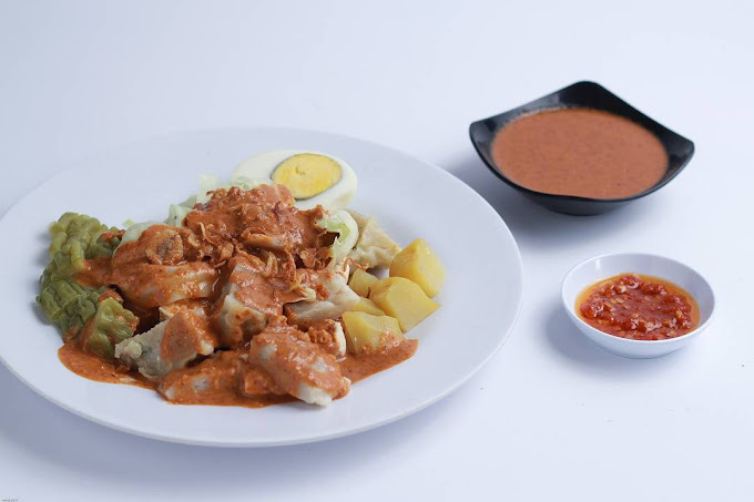 Porsi Jumbo Siomay Jones Cocok untuk Hangatkan Badan di Kota Malang
