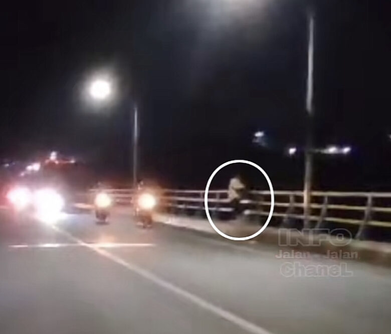 Video Detik-Detik Diduga Perempuan asal Jakarta Melompat dari Jembatan Tunggulmas Tersebar