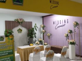 tempatnya di mall. Lokasinya adalah di Wedding Corner di Kantor Kementerian Agama di Mall Pelayanan Publik (MPP) Kota Malang. 