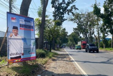 Banner Sanusi mulai menjamur di Kabupaten Malang (blok-a.com/ Putu Ayu Pratama S)