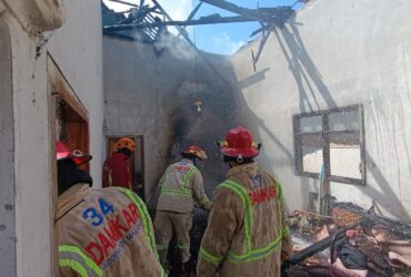 Akibat Korsleting Listrik, Rumah Lansia di Sumawe Malang Habis Terbakar 