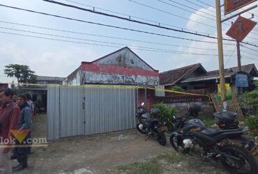 Polisi segel rumah produksi miras ilegal di Pakis, Kabupaten Malang (blok-a.com/ Putu Ayu Pratama S)