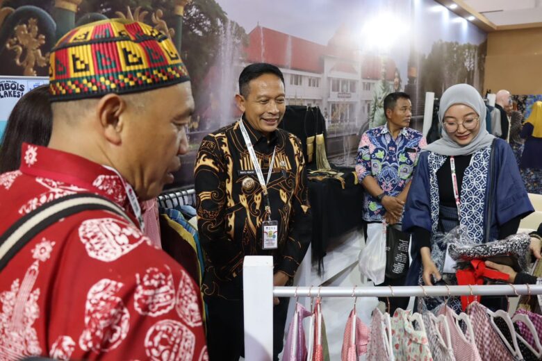 Keunikan Batik Soendari dan Karya UMKM Kota Malang Lainnya Dikenalkan di Expo Kelas Nasional