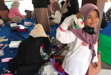Salah satu peserta belajar mendogeng bersama Sangar Dongeng Kepompong (dok. Sanggar Dongeng Kepompong for blok-a.com)