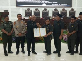 Keputusan ini diambil setelah dilaksanakannya Rapat Paripurna DPRD Kota Malang untuk merespon laporan panitia khusus (pansus) yang menggarap RPJPD tersebut.