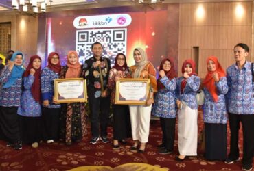 Pemerintah Kabupaten (Pemkab) Malang bersama jajaran Pemerintah Desa (Pemdes) borong penghargaan dari BKKBN Republik Indonesia (dok. Propokim Kabupaten Malang for blok-a.com)