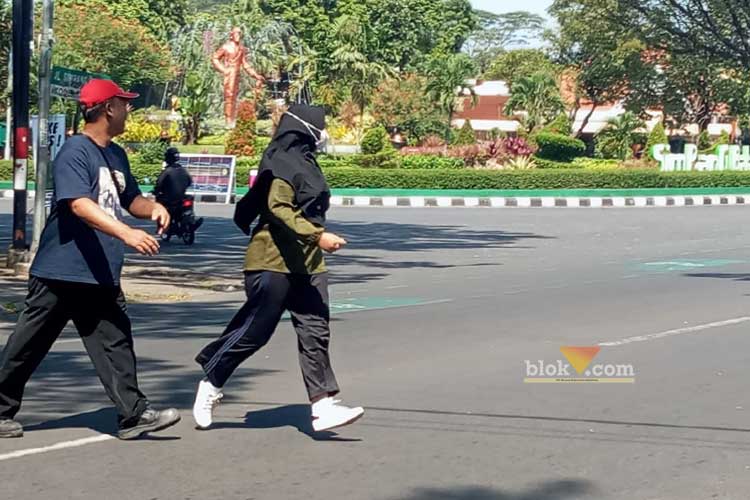 Pejalan kaki di Kota Malang (Satria Akbar Sigit/Blok-a.com)