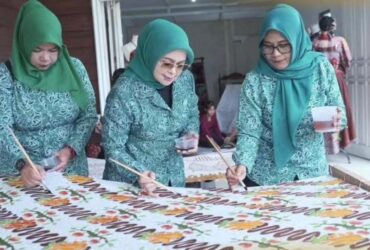Salah satu program Desa Tulungrejo berupa Bini Daya atau Bina Wanita Berdaya (dok. Prokopim Pemkot Batu)