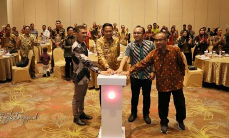 caption:Pj Wali Kota Malang Dalam Rangkaian Kegiatan Malang Digital Forum 2024 di Hotel Savana. Rabu (3/7/2024) (blok-a/Andik Agus)