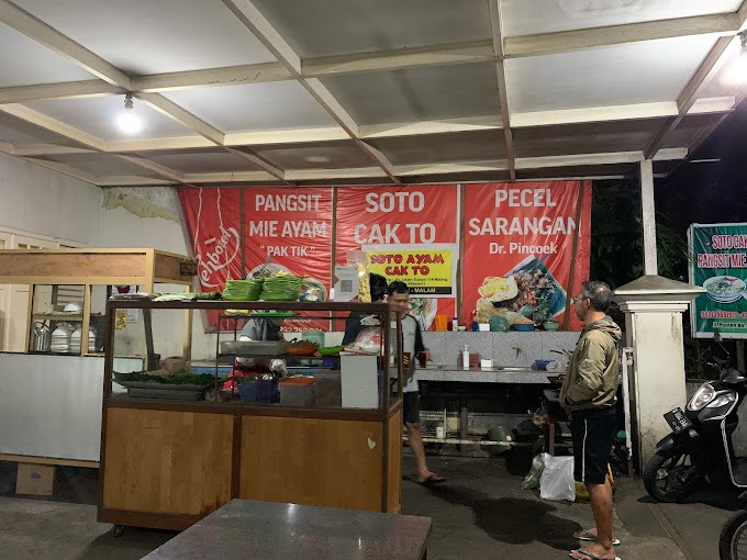 Pecel Sarangan Dokter Pincoek, Jujugan Lapar saat Malam di Kota Malang