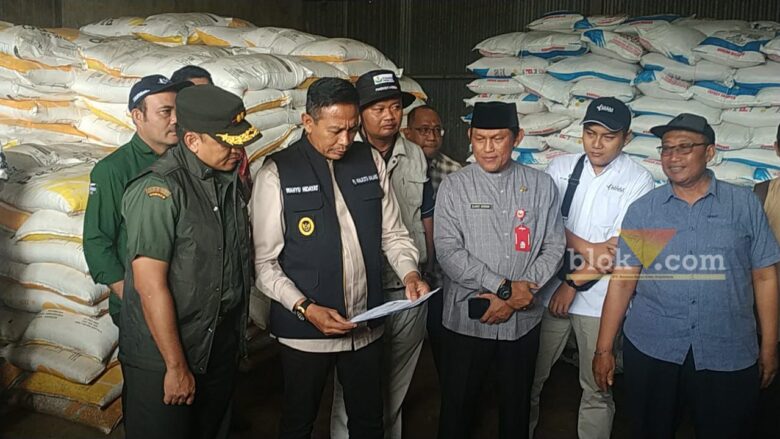 Caption: Pj Wali Kota Bersama Kadis Dispangtan Kota Malang, Kamis (4/7/2024) (blok-a/Andik Agus)