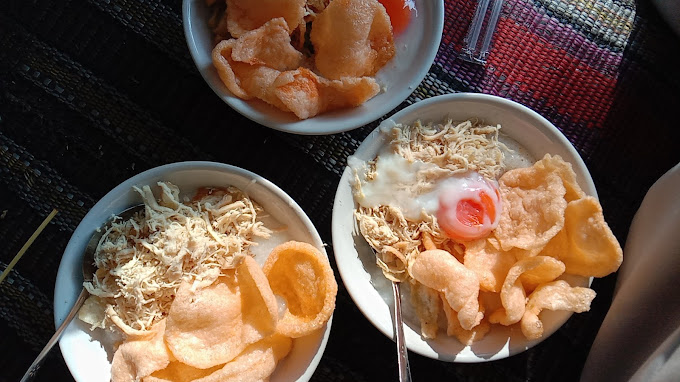 Bubur Ayam Bang Udin, Salah Satu Bubur Ayam Terenak di Kota Malang