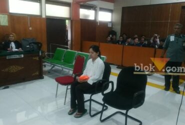 caption:Terdakwa Indah Saat Mengikuti Sidang Tuntutan di PN Malang, Rabu (10/7/2024) (blok-a/Andik Agus)