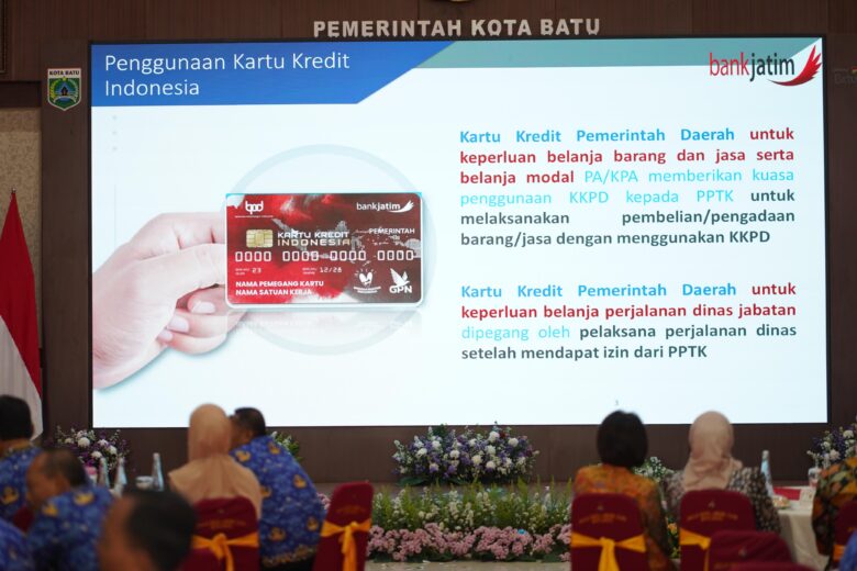 Launching Kartu Kredit Pemerintah Daerah (KKPD) di Balaikota Among Tani Kota Batu (dok. Prokopim Pemkot Batu)