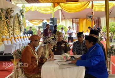 Isbat nikah dan nikah massal di Kejari Kabupaten Malang (blok-a.com/ Putu Ayu Pratama S)