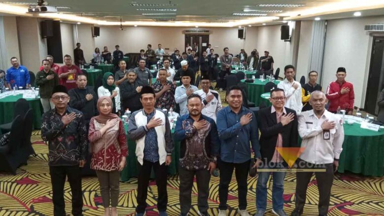 KPU Kota Malang gelar sosialisasi Peraturan Komisi Pemilihan Umum (PKPU) di Hotel Savana Malang, Senin (22/7/2024) - (Satria Akbar Sigit/blok-a.com)