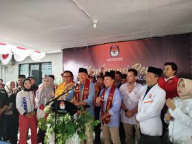 Wahyu Hidayat-Ali Daftar Maju Pilwali Malang 2024 ke KPU, 13 Partai Pengusung Ikut Mengantar