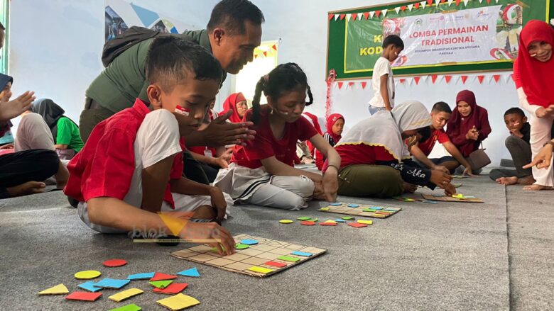Peserta lomba agustusan di Yayasan Kartika Mutiara, Kabupaten Malang (blok-a.com/ Putu Ayu Pratama S)