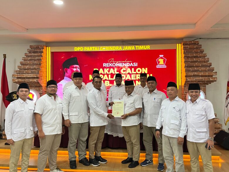 DPP Partai Gerindra beri rekom Sanusi - Lathifah Shohib Maju Pilbup Malang (dok. DPC Gerindra for blok-a.com)
