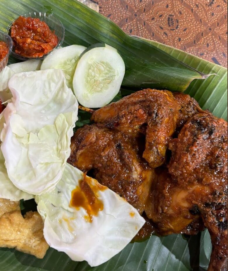 Kota Batu, blok-a.com - Berbicara destinasi wisata maupun kuliner di Kota Batu memang tak ada habisnya. Kota dingin