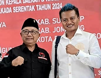 Pasangan calon Bupati dan Wakil Bupati Blitar H. Rijanto dan H. Beky Herdiansyah secara resmi mendapat surat rekomendasi dari DPP PAN. (blok-a.com/Fajar)