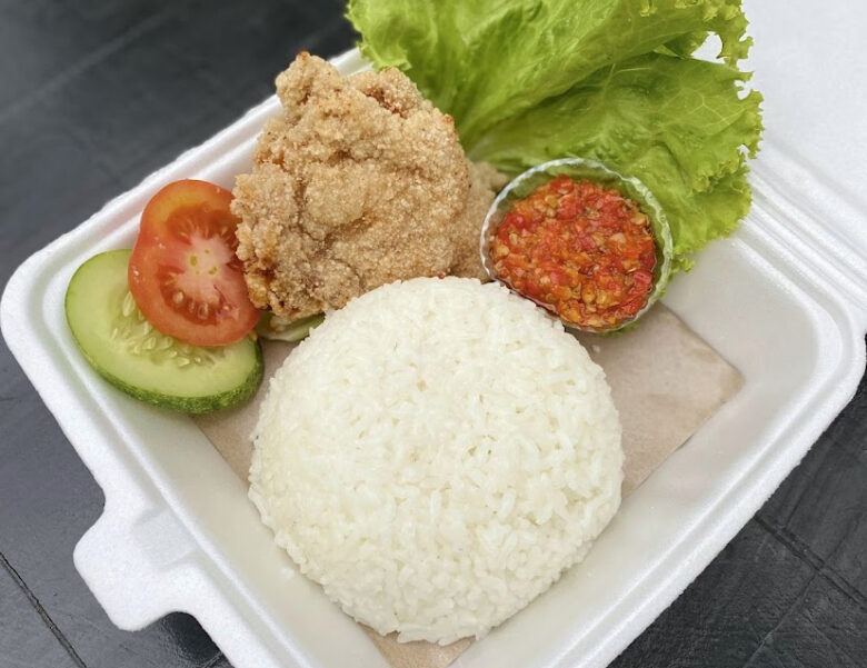 Ayam Shihlin Mami Dibikin Layaknya Nasi Lalapan Ada di Kota Malang, Ini Lokasi dan Harganya